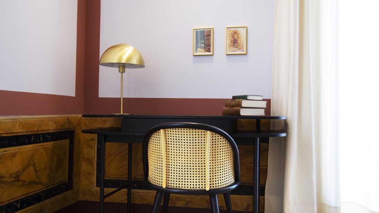Palazzo Francesco Grassi Bed and Breakfast Aradeo Eksteriør billede