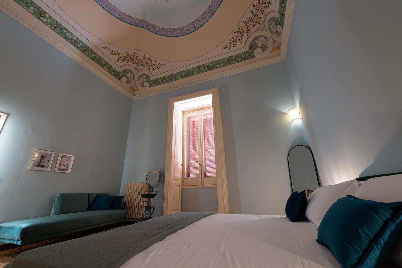 Palazzo Francesco Grassi Bed and Breakfast Aradeo Eksteriør billede