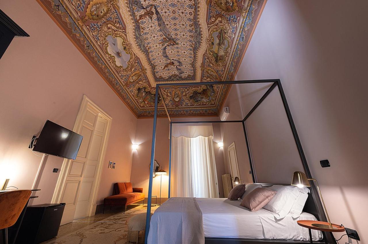 Palazzo Francesco Grassi Bed and Breakfast Aradeo Eksteriør billede
