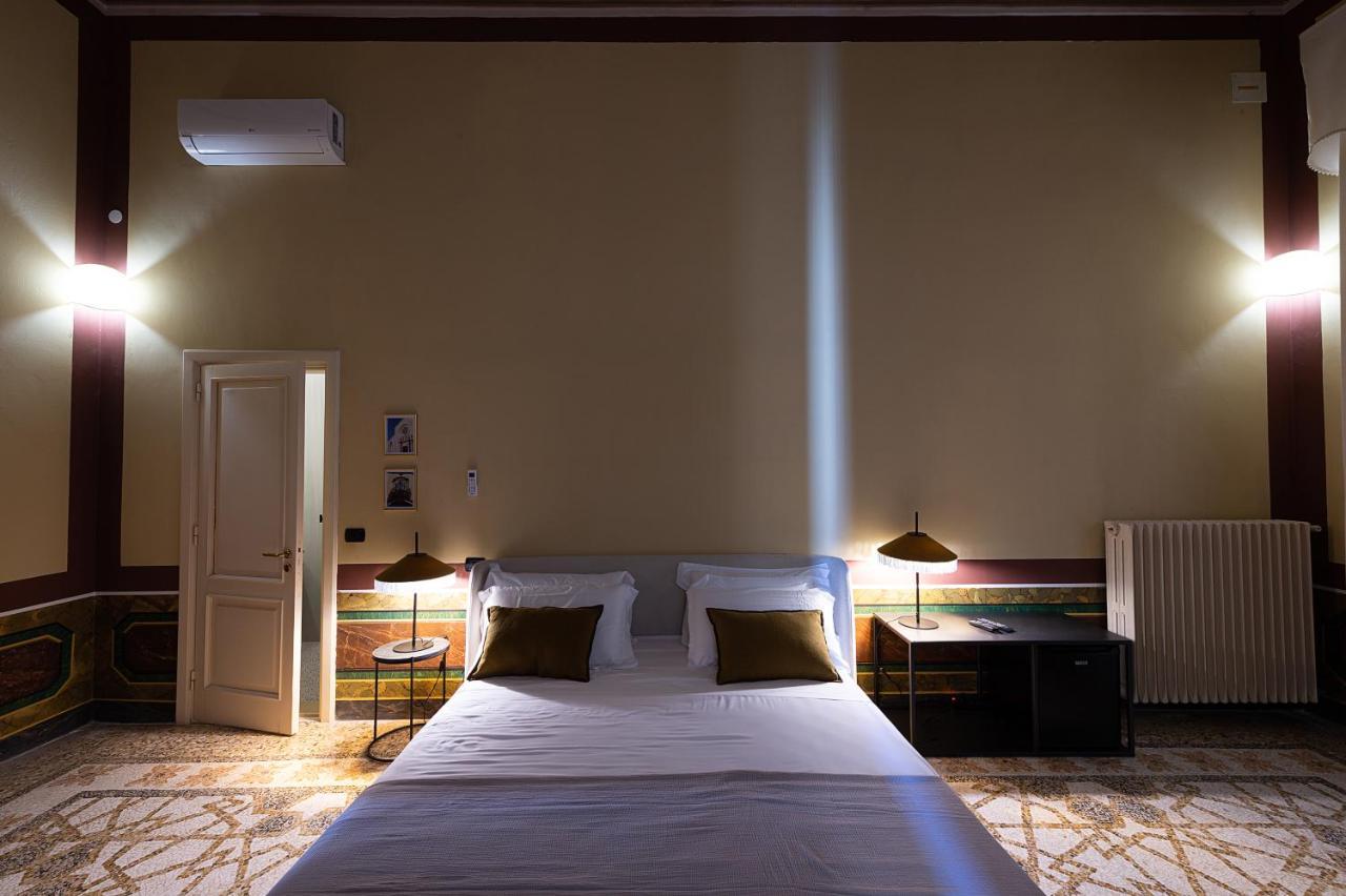 Palazzo Francesco Grassi Bed and Breakfast Aradeo Eksteriør billede