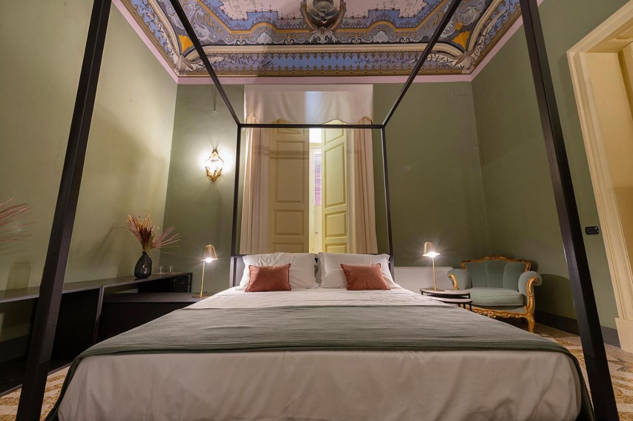 Palazzo Francesco Grassi Bed and Breakfast Aradeo Eksteriør billede